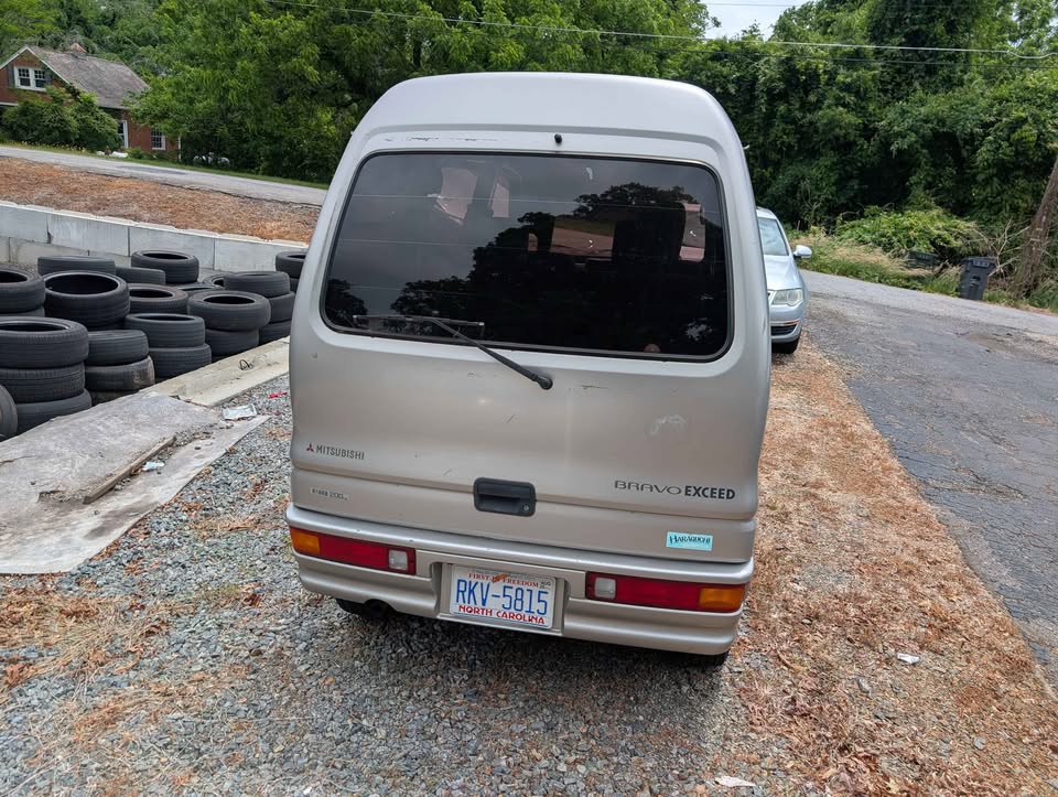 1997 Mitsubishi Bravo Exceed 4WD: rear exterior