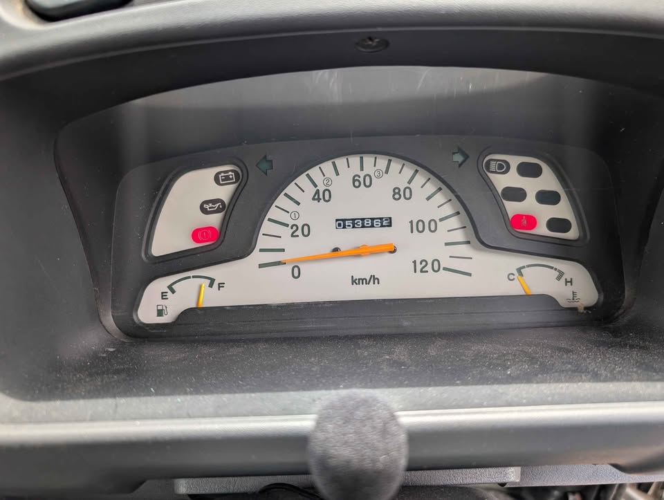 1997 Mitsubishi Bravo Exceed 4WD: kilometer odometer