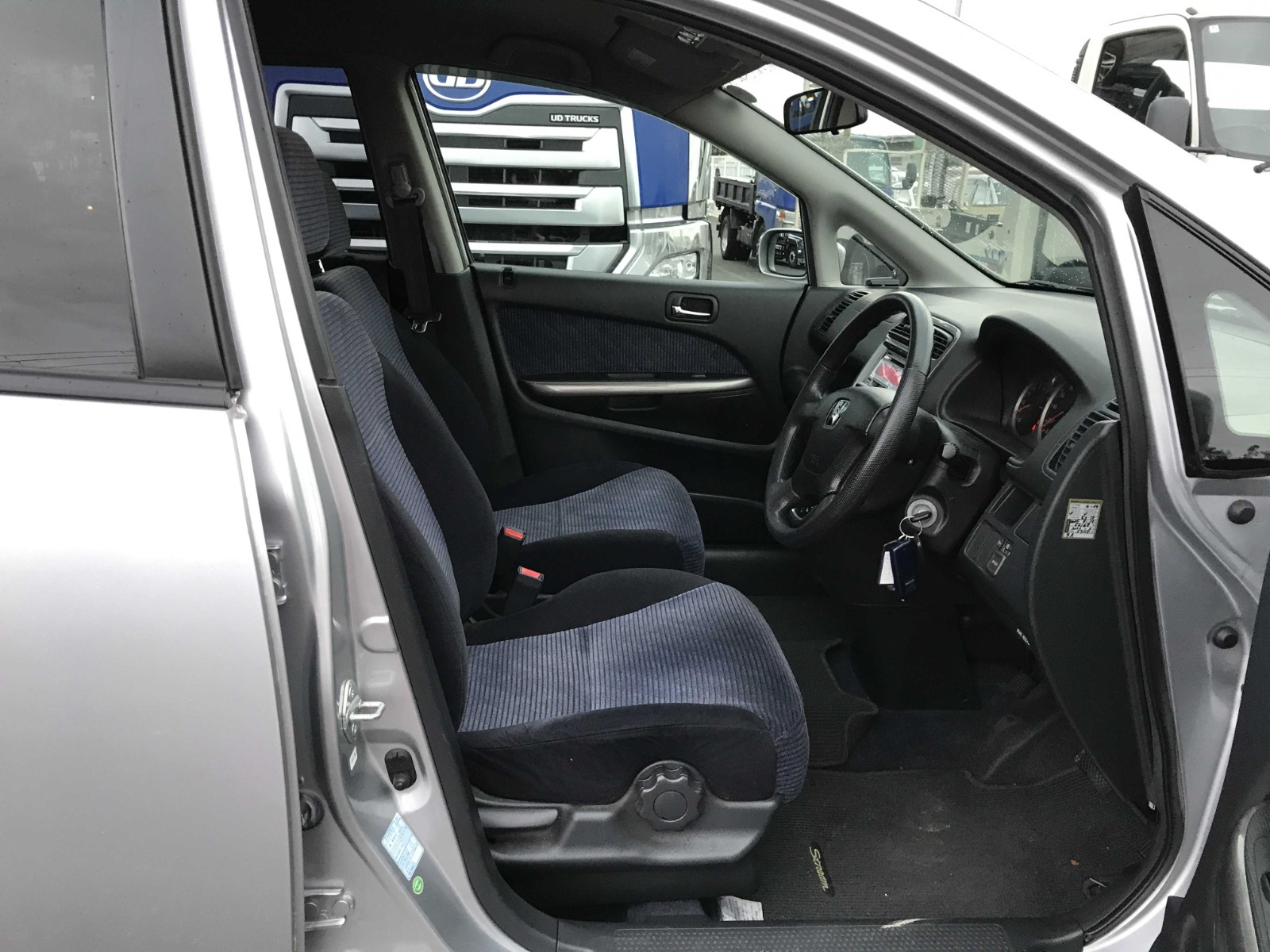 2001 Honda Stream iL